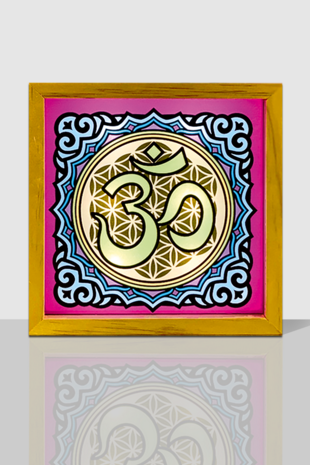 Lightframe Om